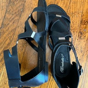 Caged Cut Out Sandals - Black - Breckelle’s